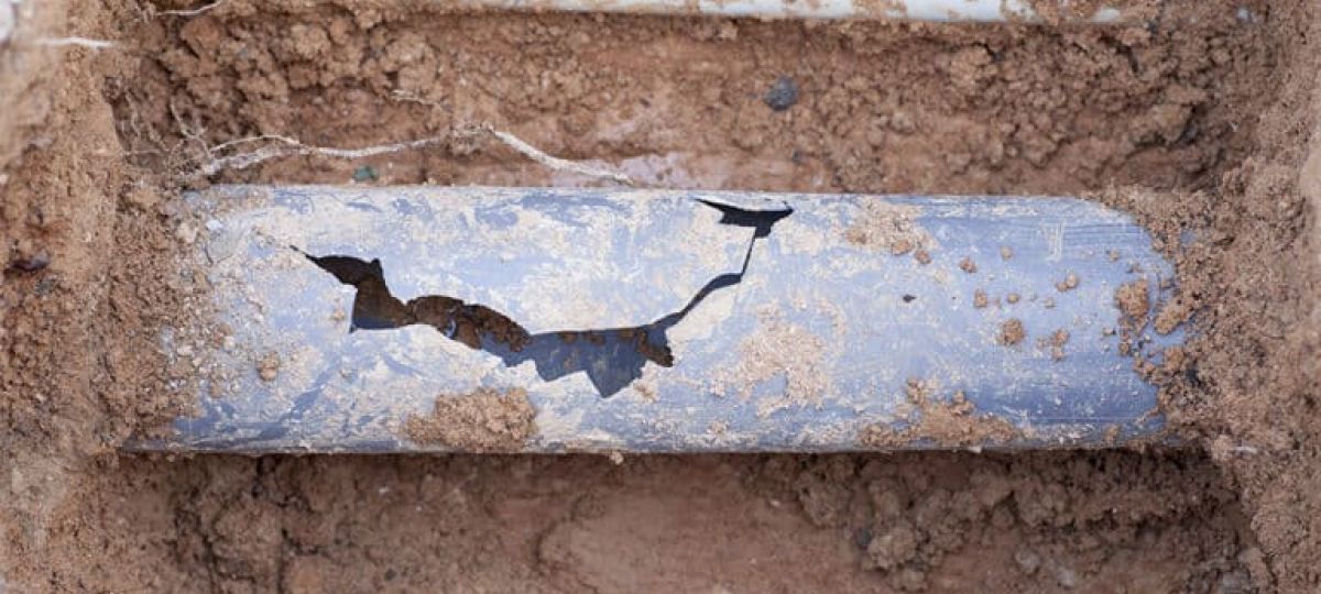 Broken Sewer Line? What You And Your Plumber Can Do | Bloomington, IL